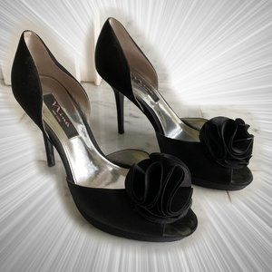 Nina Firuza Black Satin Luster Pumps